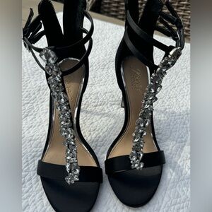 Jewel Badgley Mischka Heels
